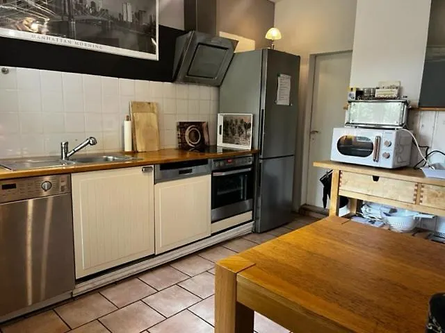 Landhaus Am Deich 아파트 *